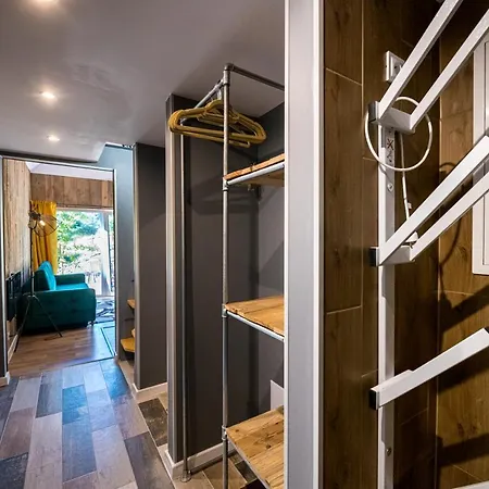 Domandi Mountain Σαλέ Przesieka