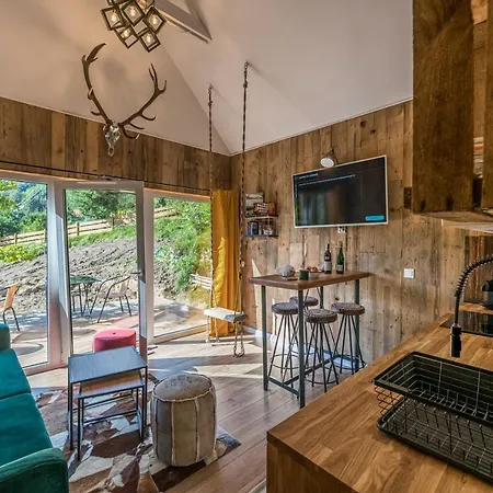 Domandi Mountain Шале