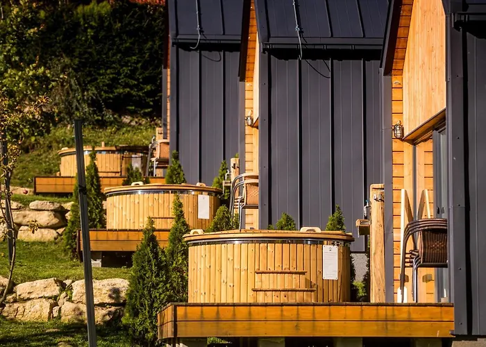 Domandi Mountain * Przesieka