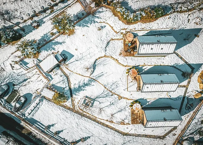 Domandi Mountain Chalet *